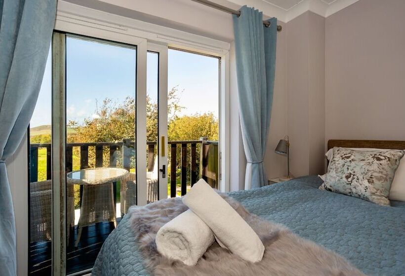 Croyde Beach Haven 5 Bedrooms