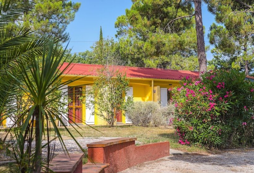 هتل Village Vacances Azureva Argelès Sur Mer