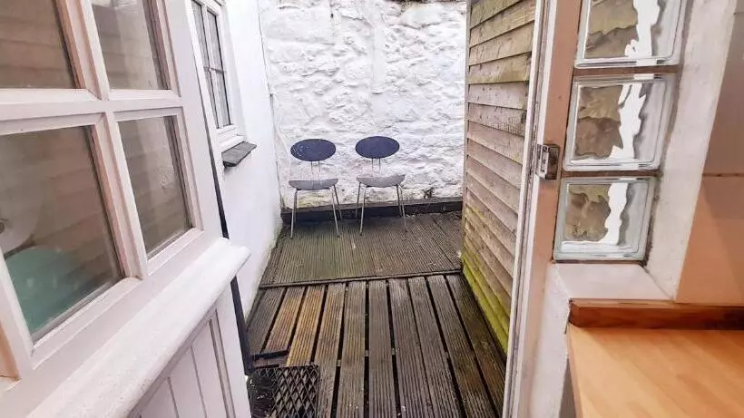 ペンション Penzance Cottage
