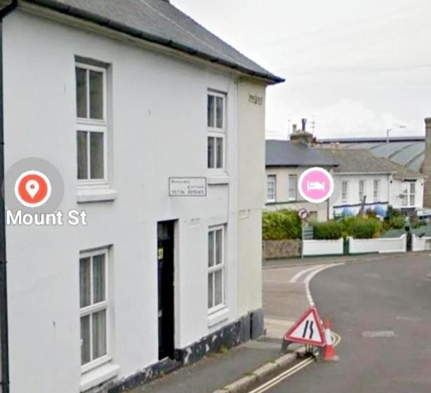 بنسيون Penzance Cottage