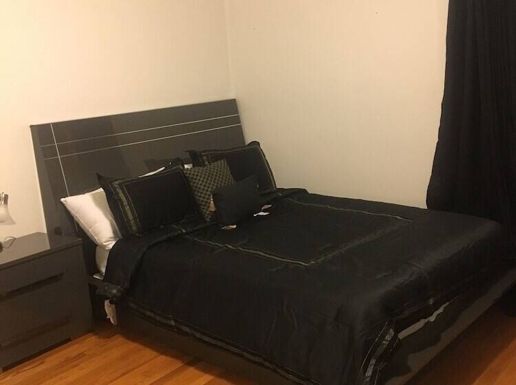 بنسيون Upscaled Home In A Quiet Neighborhood