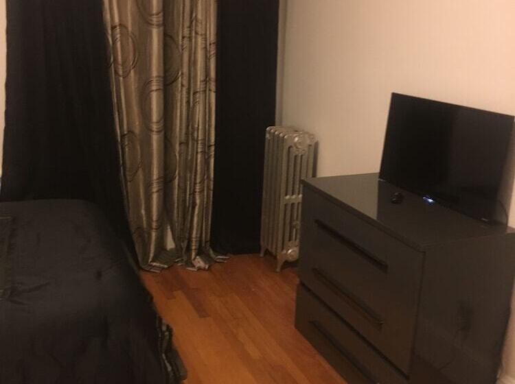 بنسيون Upscaled Home In A Quiet Neighborhood