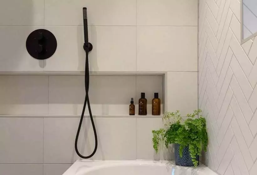 Sunnybrook   A Luxurious Carbon Neutral House Close To Beach, Shaldon