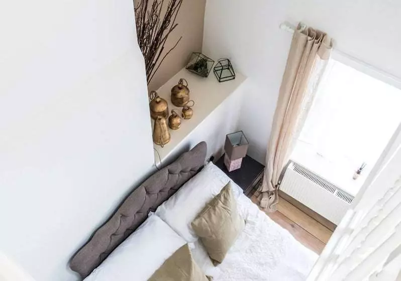 Teachers Cottage