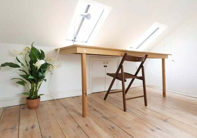 Teachers Cottage