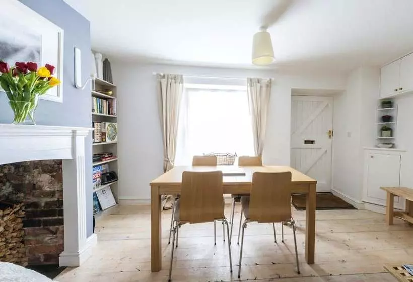 Teachers Cottage