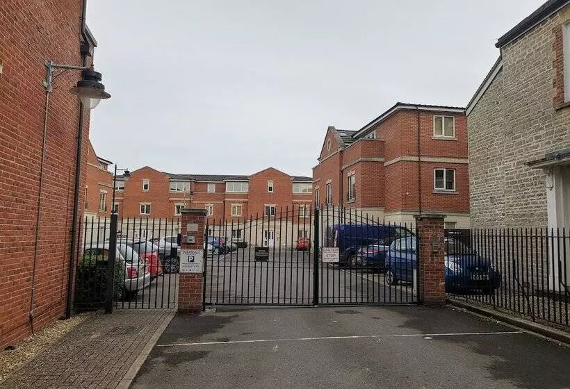 Villetts House
