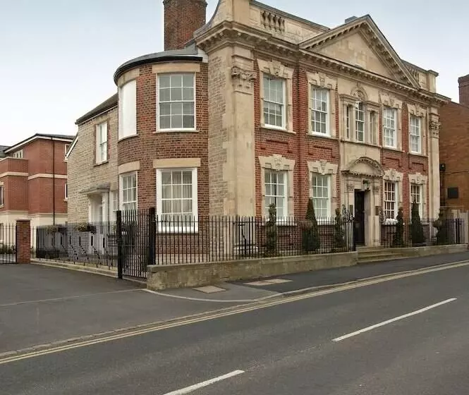 Villetts House
