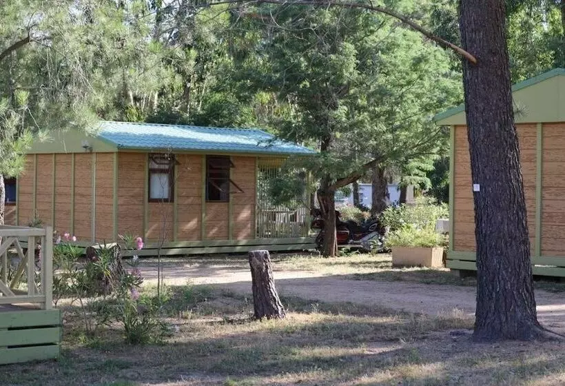 Hotelli Camping Paradella