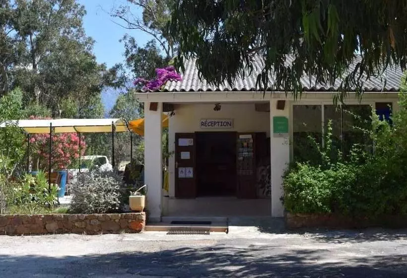 Hotelli Camping Paradella