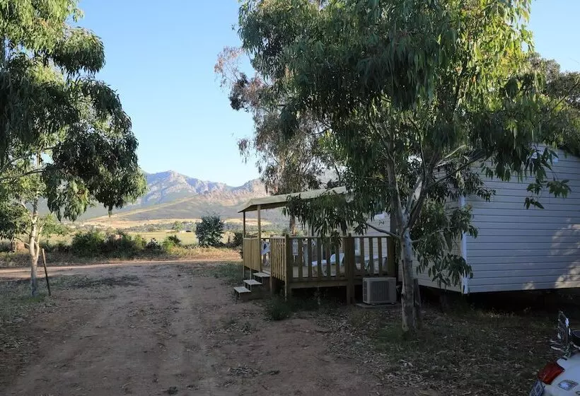 Hotelli Camping Paradella