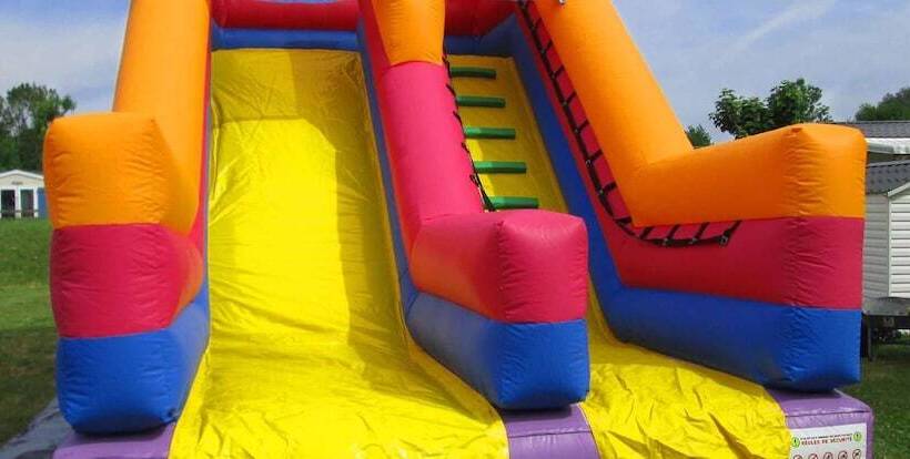 בית מלון כפרי Camping Val De Boutonne