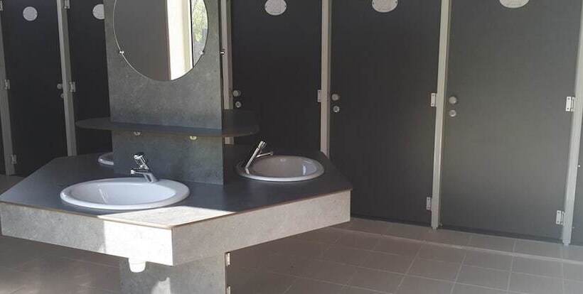 בית מלון כפרי Camping Val De Boutonne