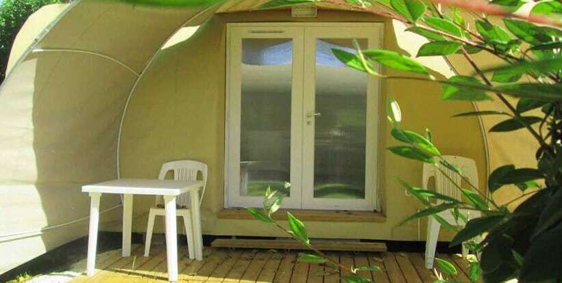 בית מלון כפרי Camping Val De Boutonne