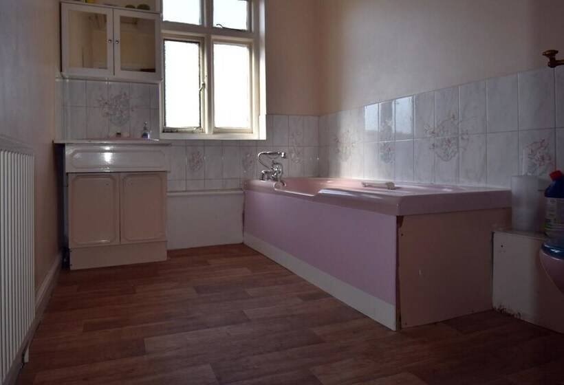 پانسیون Racecourse Guest House