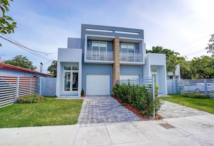 4br Pool Townhome Duplex By Jos17