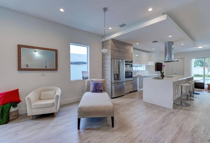 4br Pool Townhome Duplex By Jos17