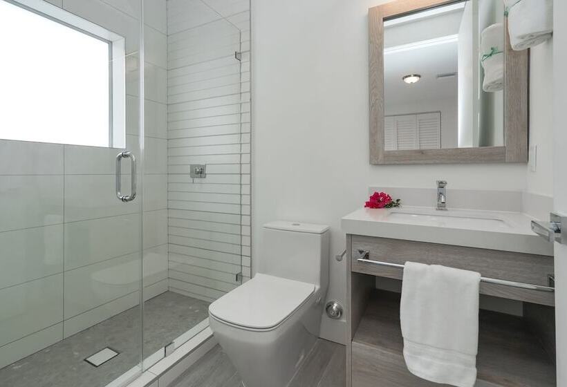 4br Pool Townhome Duplex By Jos17