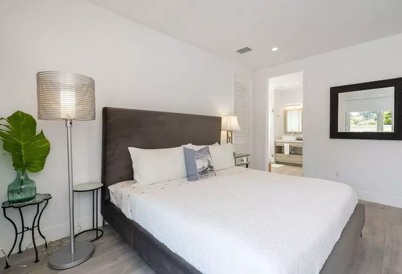 4br Pool Townhome Duplex By Jos17