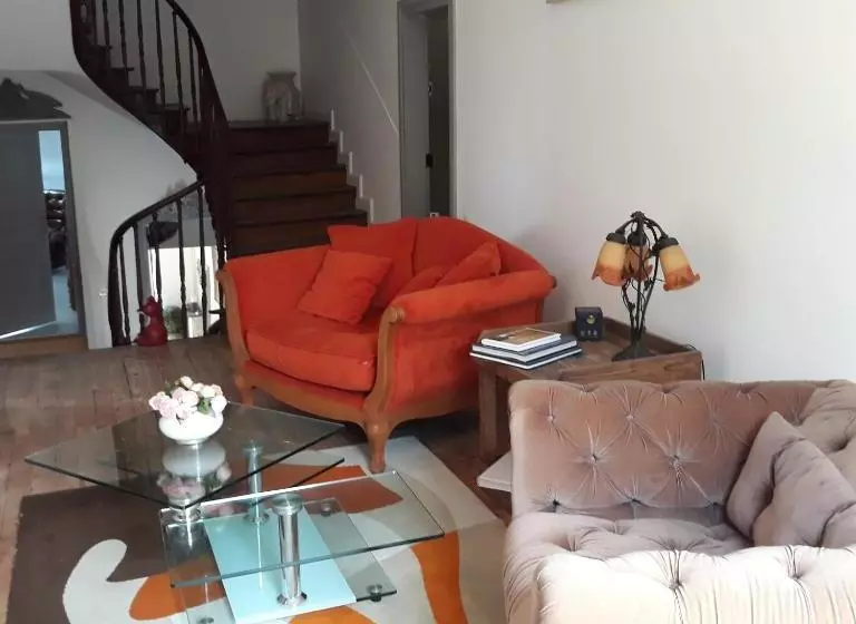 Aamiaismajoitus (B&B) Maison Lalanne