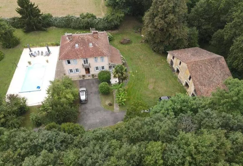 Aamiaismajoitus (B&B) Maison Lalanne