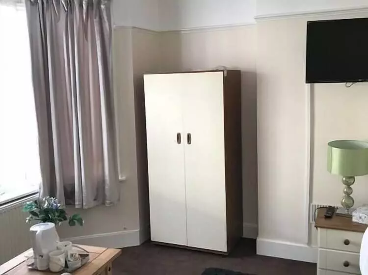 Cedar Villa