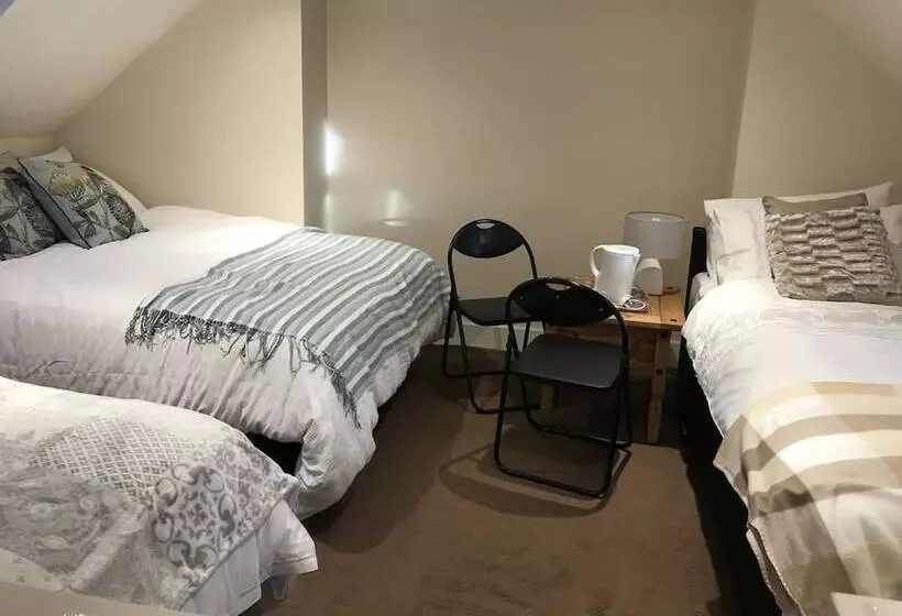Cedar Villa