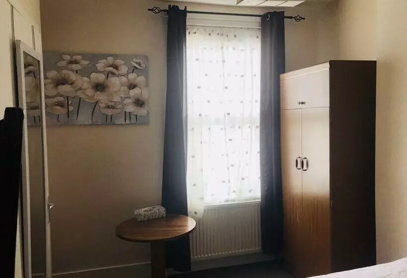 Cedar Villa