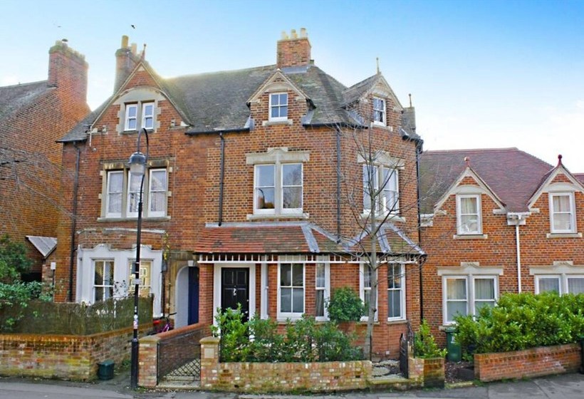 Large Stylish House Central North Oxford