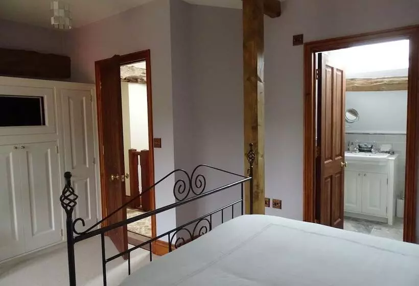 The Dairy At High House