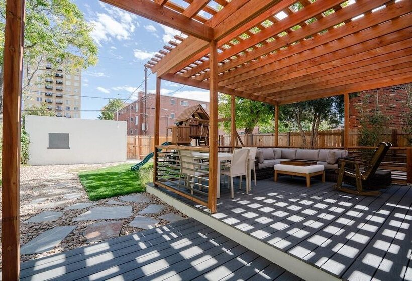 The Wash Park West Residence Sleeps 8