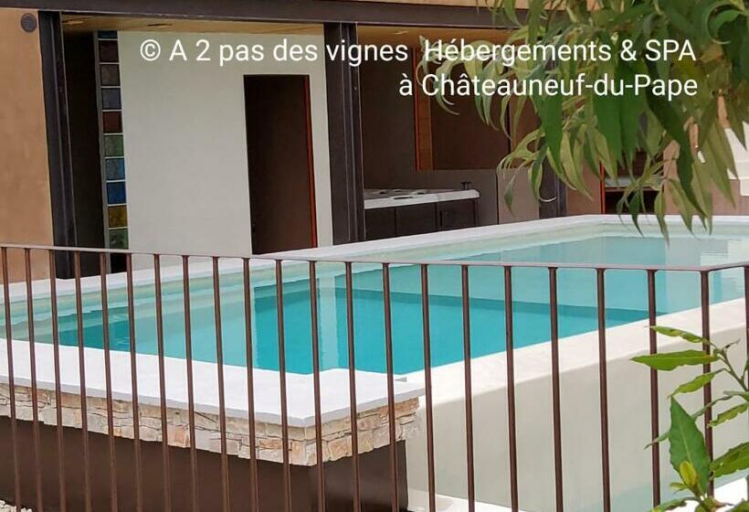 A 2 Pas Des Vignes, Hébergements Et Spa, Maison Numéro 11 à Châteauneuf Du Pape