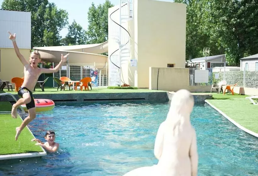 ホテル Camping Les Jardins D Elsa