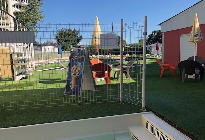 فندق Camping Les Jardins D Elsa