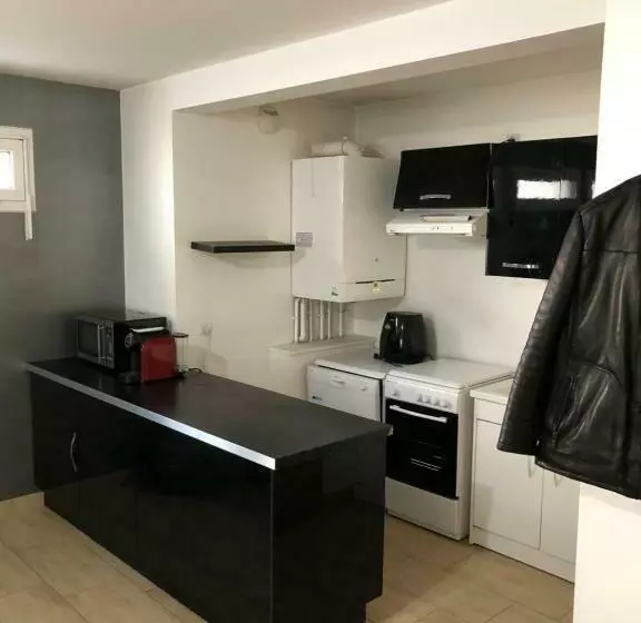 Super Appartement Meublé Haut Standing Elias