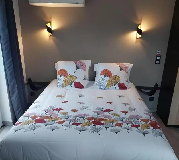 ベッドアンドブレックファースト La Chambre Des Onglous