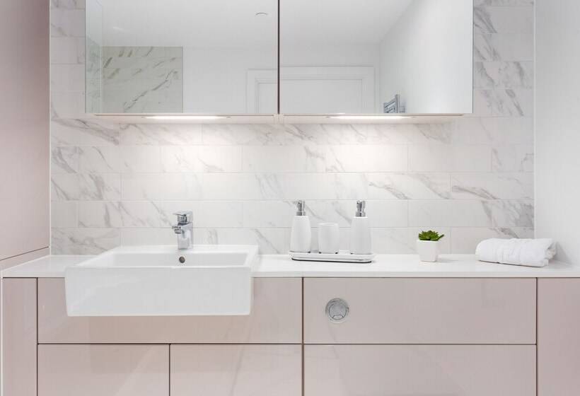 Two Bedroom Serviced Apartment With Balcony In Weymouth Building, Deacon Street