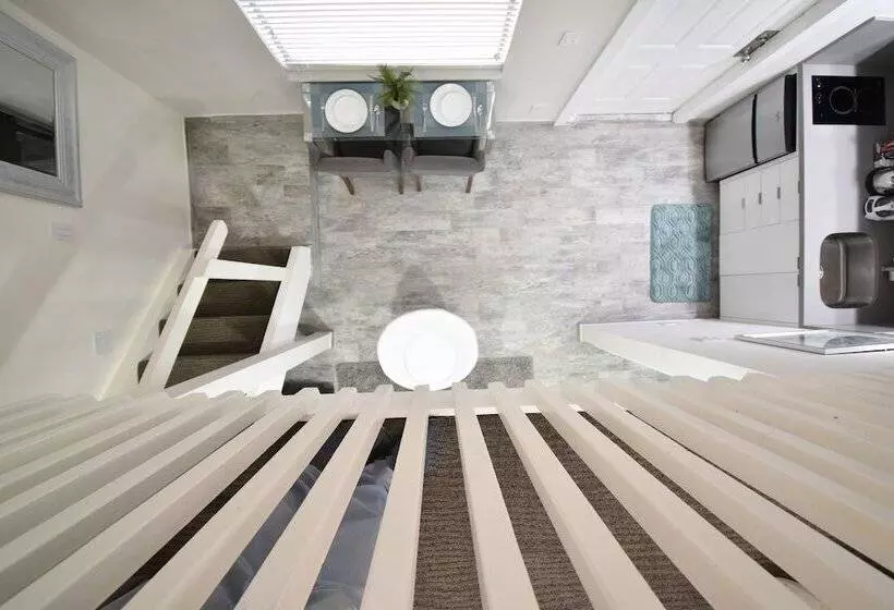 Hobe Lofts By Designedvr