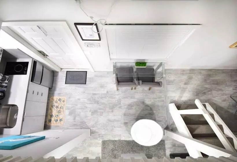 Hobe Lofts By Designedvr