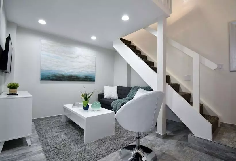 Hobe Lofts By Designedvr