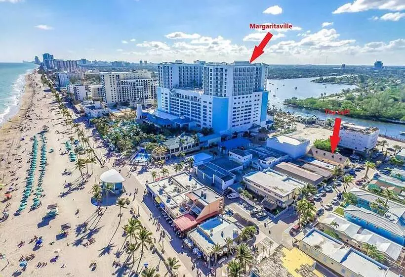 Hobe Lofts By Designedvr