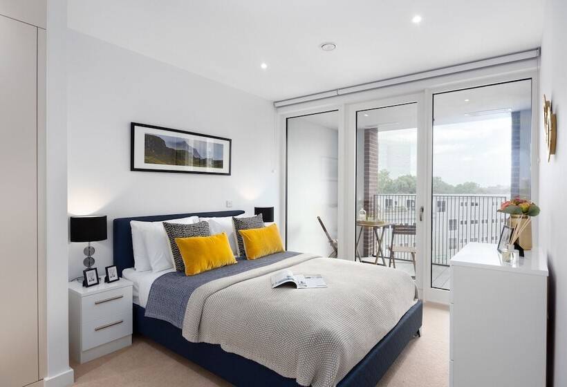 Two Bedroom Serviced Apartment With Balcony In Weymouth Building, Deacon Street