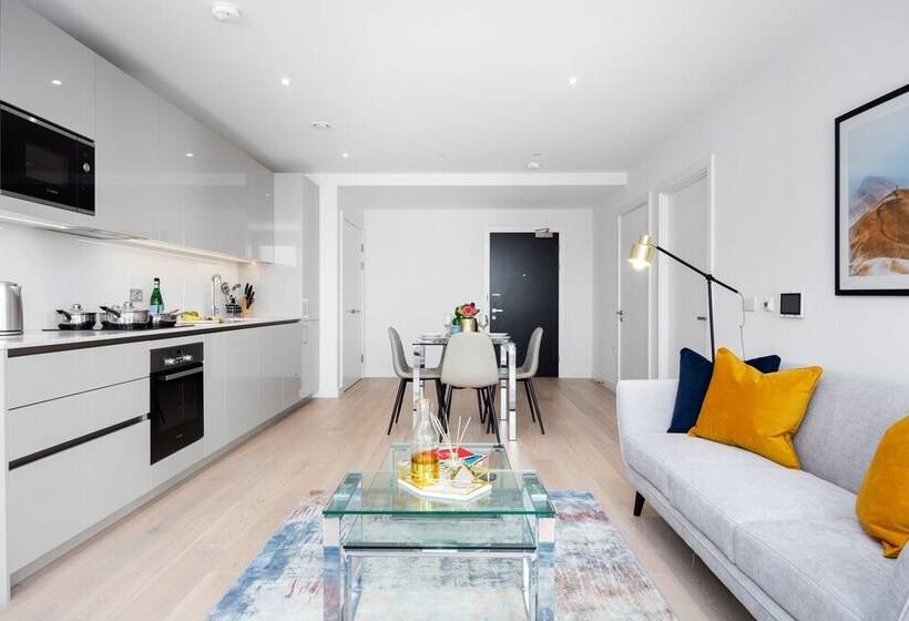 Two Bedroom Serviced Apartment With Balcony In Weymouth Building, Deacon Street