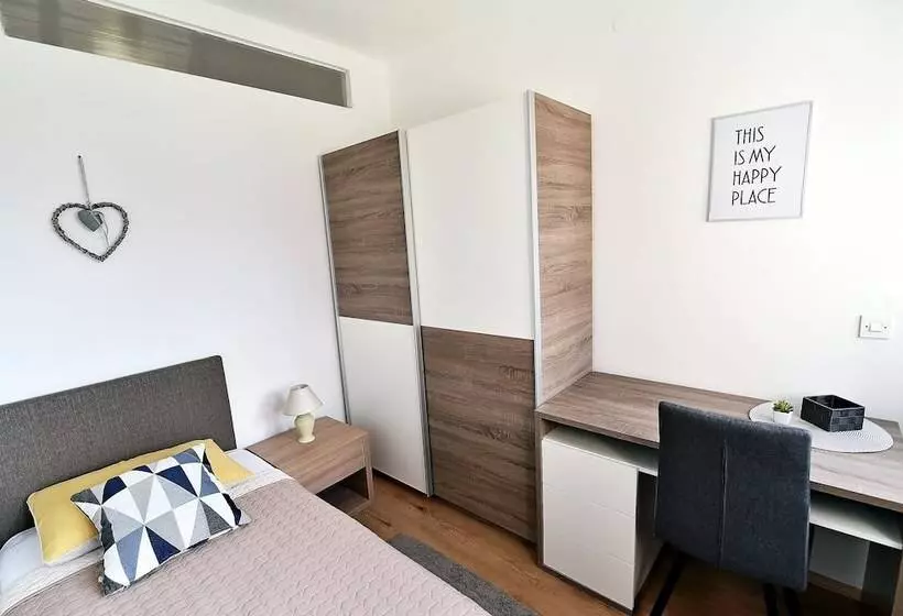 Apartment Fran Green & Blue