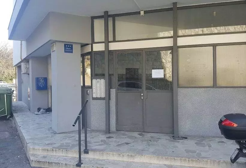 Apartment Fran Green & Blue