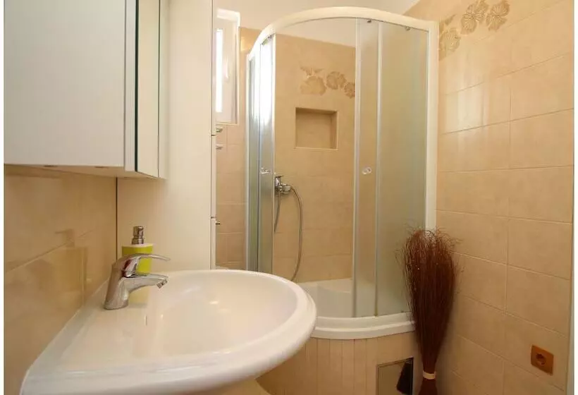 Apartment Slavko