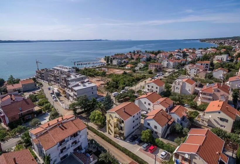 Apartments Davorka