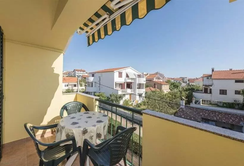 Apartments Davorka