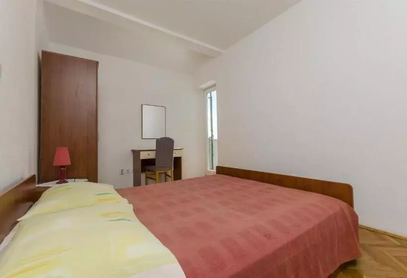 Apartments Ivan