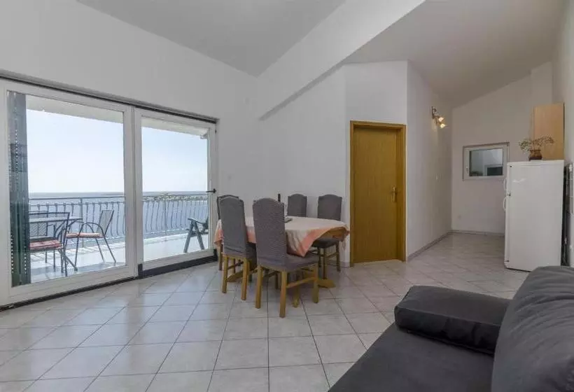 Apartments Ivan